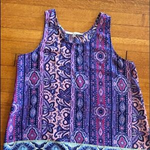 Gorgeous Fun 2 Fun purple top!